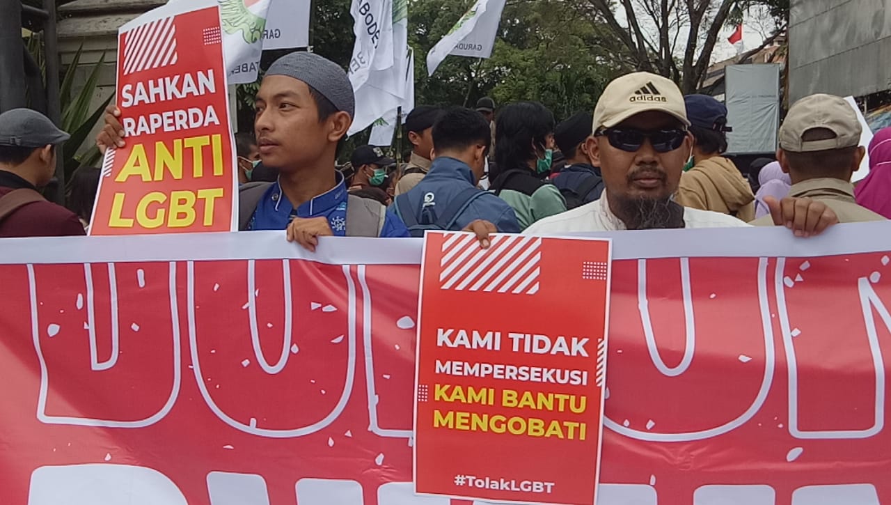 Komunitas Pemuda dan Ormas se-Kota Depok Gelar Aksi Desak Sahkan Raperda Anti-LGBT